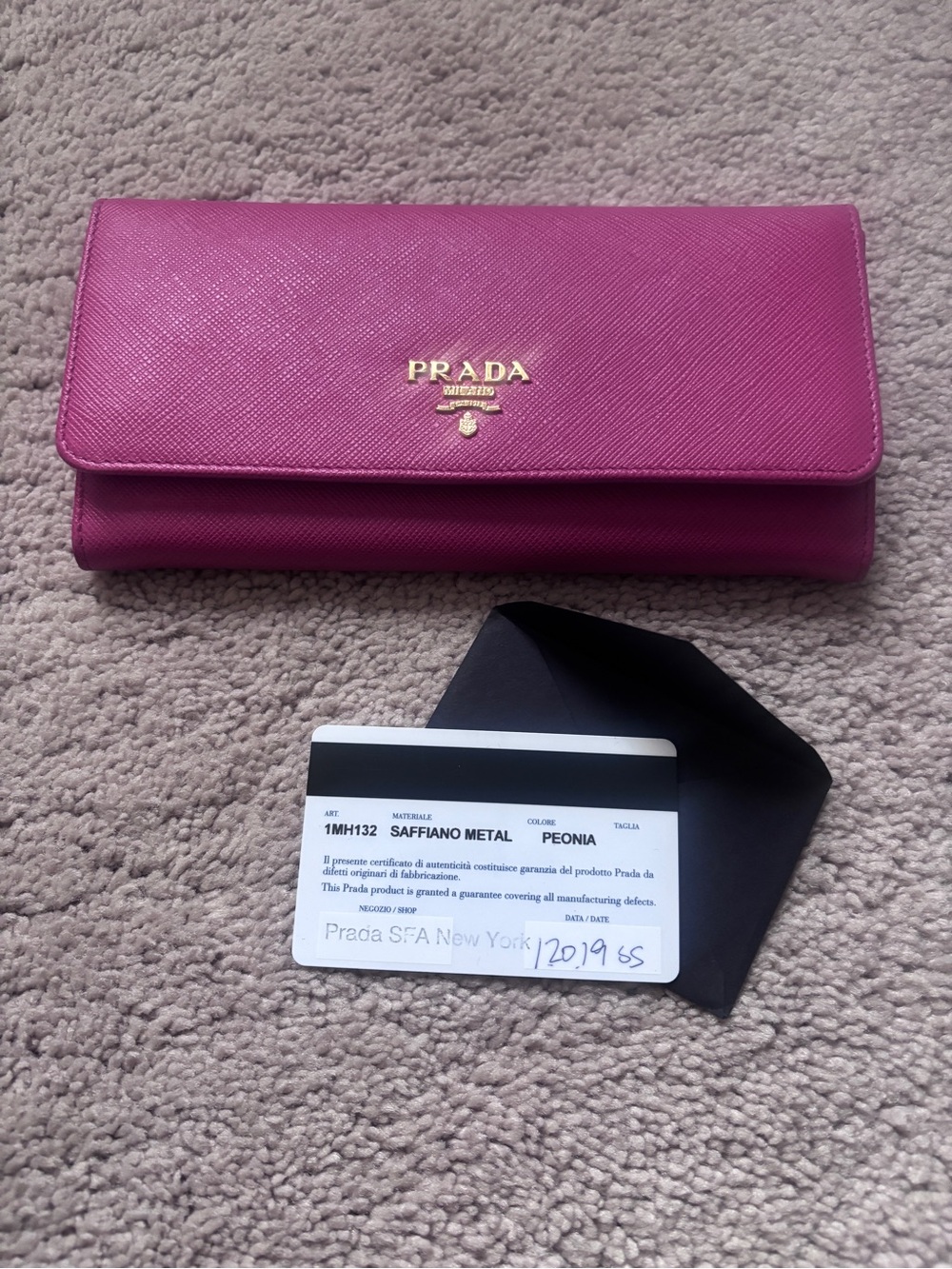 Pristine Prada Peonia Saffiano Leather Continental Wallet